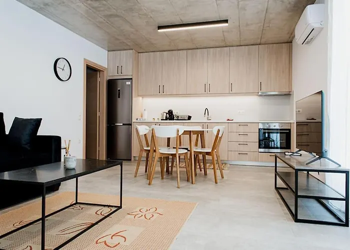 Japandi Iii * Návplio